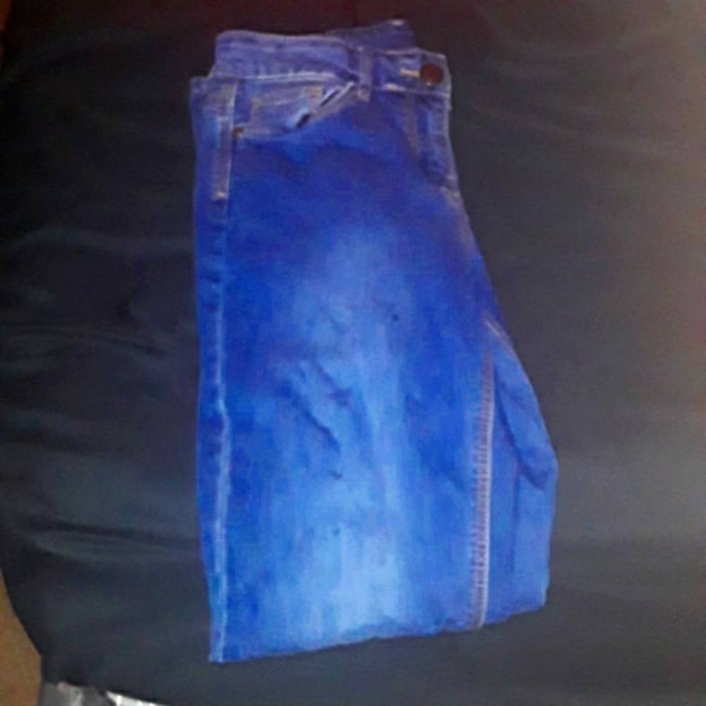 Dark blue Jeans  size large.